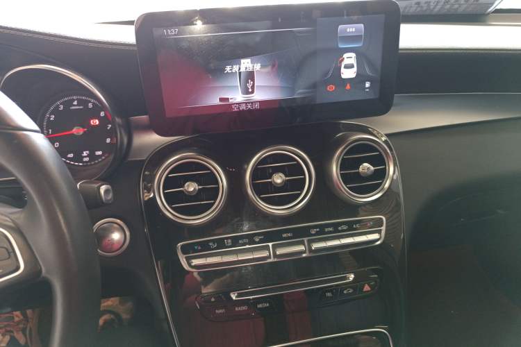 Used Mercedes-Benz GLC 2016 GLC 260 4MATIC Luxury Model