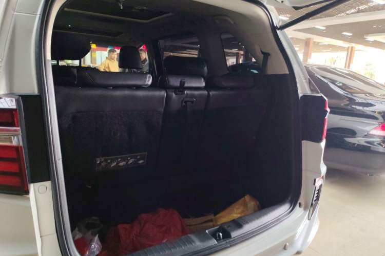 Used Honda Elysion 2019 2.0L Hybrid Luxury Edition