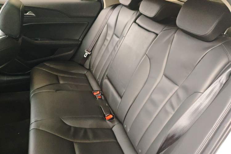 Used Hongqi H5 2022 Classic Model Facelift 1.5T DCT Qiyun Edition
