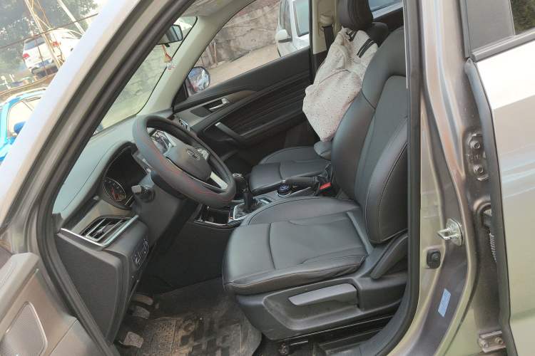 Used Changan CS35PLUS 2022 1.6L Manual Luxury Edition
