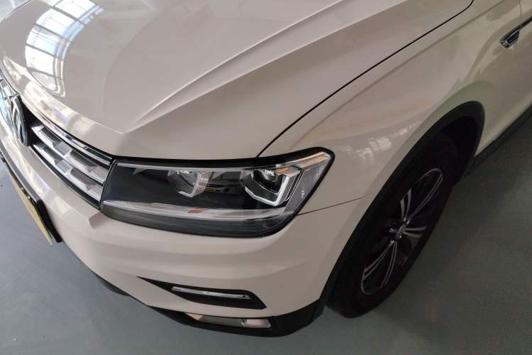 Used Volkswagen Tiguan L 2019 330TSI Automatic Two-Wheel Drive Panoramic Comfort Edition China VI Standard
