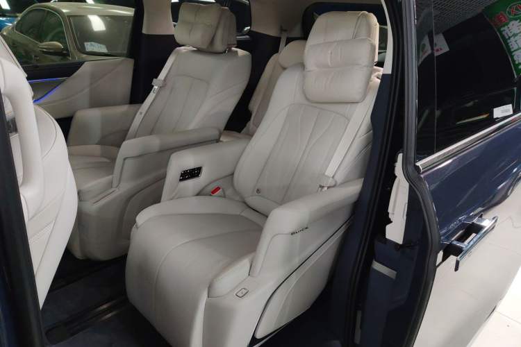 Used Buick GL8 New Energy 