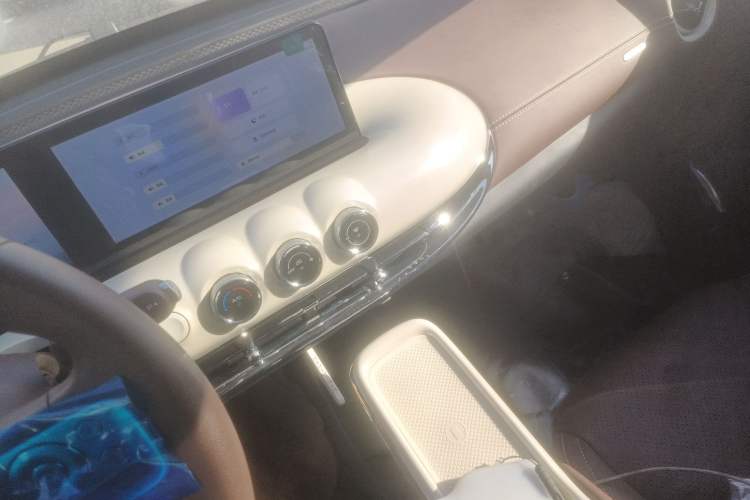 Used Wuling Bingo 2025 333 km Lingxi Connected Version
