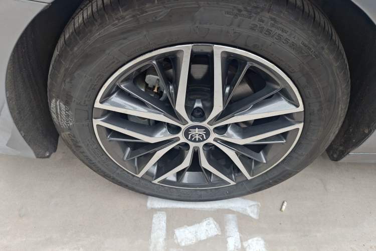 Used BYD Qin PLUS 2021 DM-i 55KM Flagship Model
