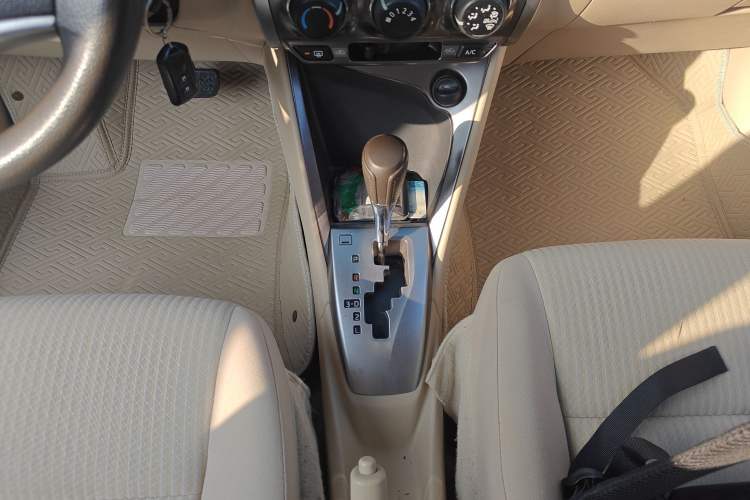 Used Toyota YARiS L Zhi Xian 2014 1.5G Automatic Xuan Dong Edition