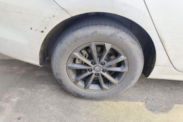 Used BYD Qin PLUS 2021 EV 400KM Leading Comfort Edition
