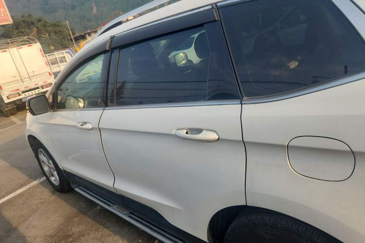 Used Ford Edge 2015 2.0T GTDi Two-Wheel-Drive Elite Edition
