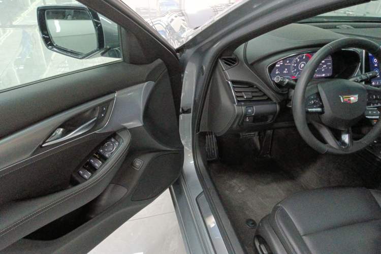 Used Cadillac CT5 2023 28T Luxury Edition (Standard Version)
