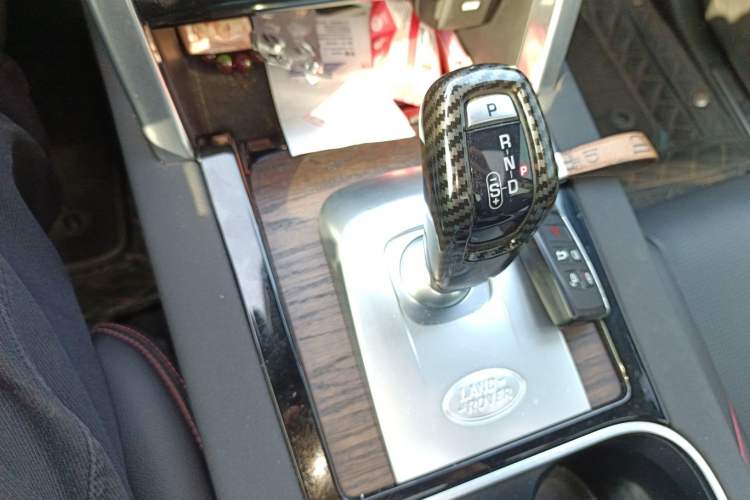 Used Land Rover Discovery Sport 2022 249 PS R-Dynamic SE Performance Tech Edition 5 Seats