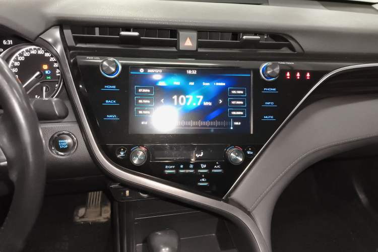 Used Toyota Camry 2019 Revised Version 2.0G Luxury Edition