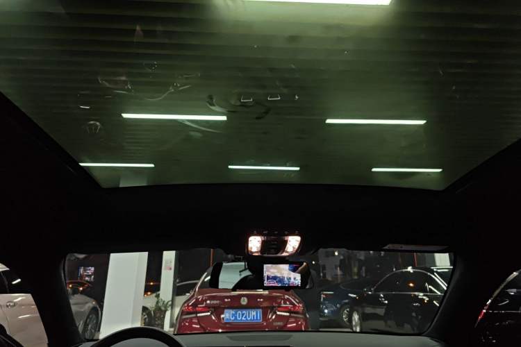 Used Mercedes-Benz A-Class 2022 Revised Version A 200 L Sport Sedan Fashionable Style
