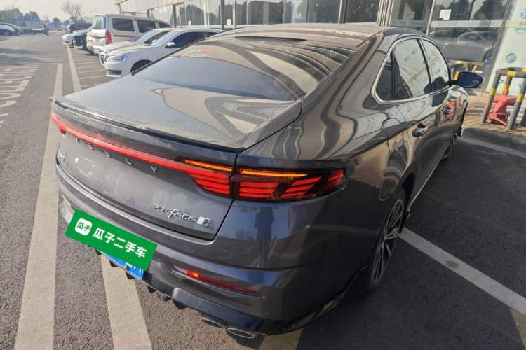 Used Geely Auto Preface 2025 Dongfang Yao 1.5TD Kunlun Edition
