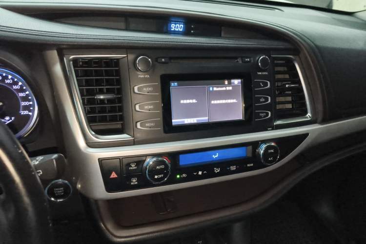 Used Toyota Highlander 2018 2.0T Four-Wheel Drive Luxury Edition 7 Seats China V Emission Standard
