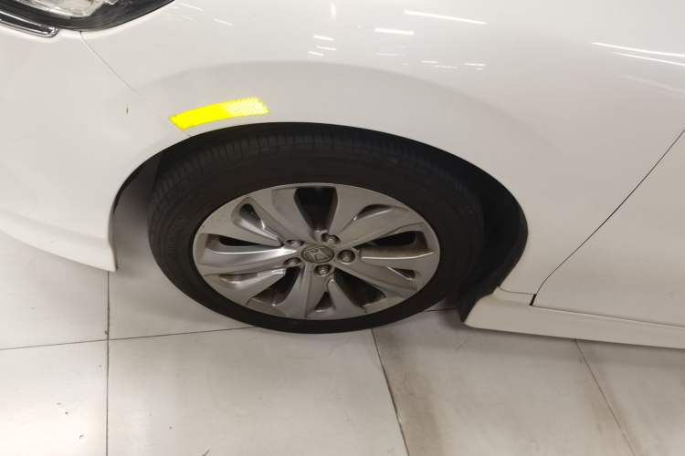 Used Honda Jade 2017 1.8L automatic Comfort version 5 seats
