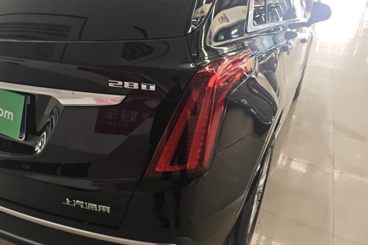 Used Cadillac XT5 2022 2.0T Two-Wheel Drive Luxury Version
