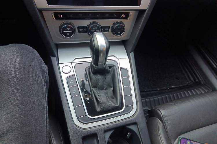 Used Volkswagen Variant 2018 380TSI Two-Wheel Drive Comfort Edition
