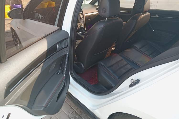 Used Volkswagen Golf GTI 2016 2.0 TSI GTI