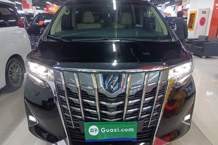 Used Toyota Alphard 2021 Dual-Engine 2.5L Luxury Edition
