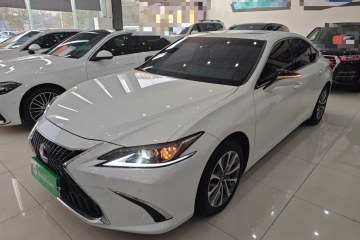 Used Lexus ES 2023 200 Excellence Edition