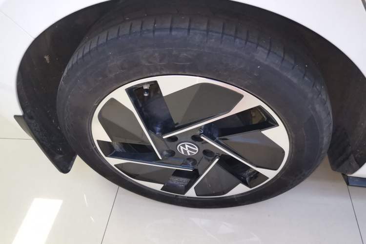 Used Volkswagen ID.3 2025 Smart Edition Outstanding Model
