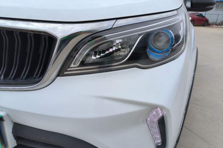 Used Geely Auto Vision X3 2021 PRO 1.5L CVT Deluxe Model
