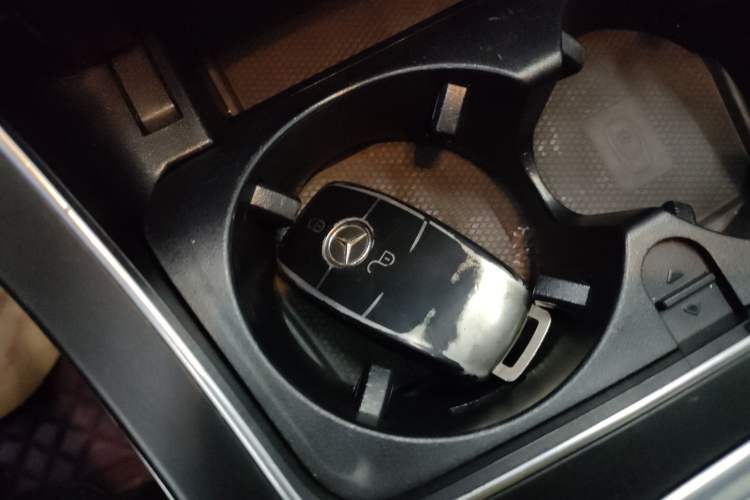 Used Mercedes-Benz C-Class 2021 C 200 L Fashion Edition Sport Version
