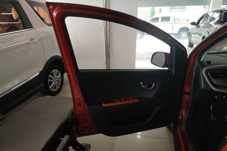 Used Geely Auto Vision X1 2017 1.3L Manual Frenzy Edition
