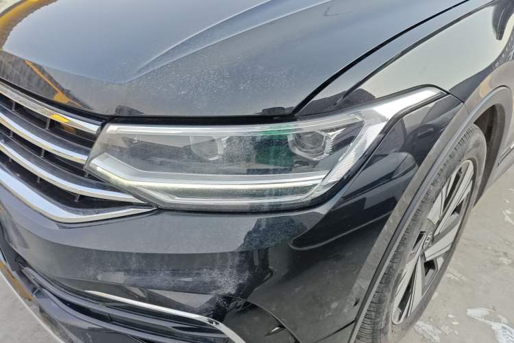 Used Volkswagen Tiguan L 2023 Restyled 330TSI Automatic Two-Wheel Drive R-Line Enhanced Comfort Version