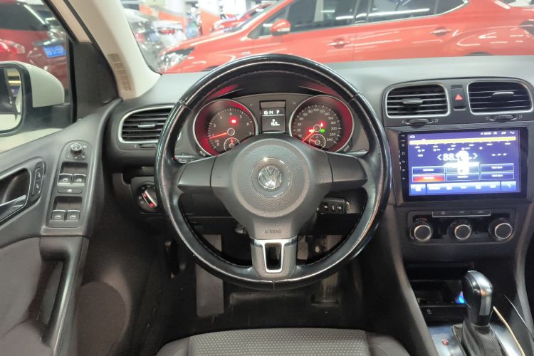 Used Volkswagen Golf 2012 1.6L Automatic Comfort Model
