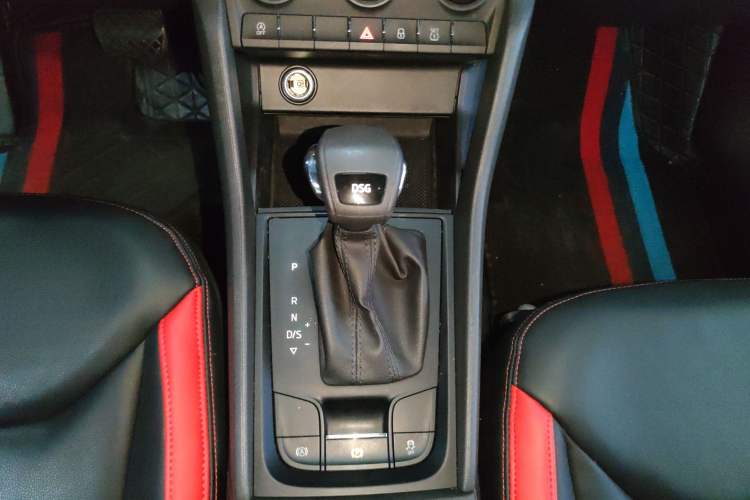 Used Skoda Kodiaq 2019 Restyled TSI330 5-Seater Two-Wheel Drive Standard Version China VI
