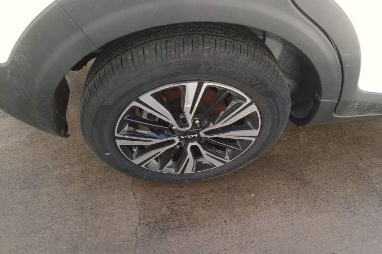 Used Kia Stonic 2021 1.4L CVT Fun & Sunroof Model
