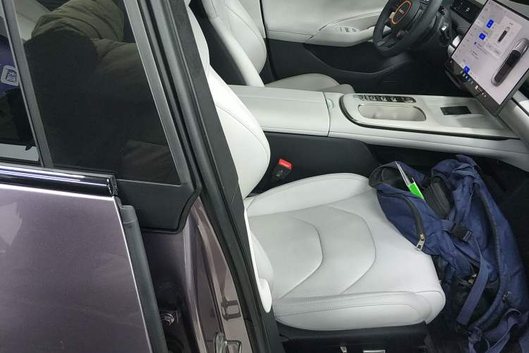 Used  SU7 2024 Four-Wheel Drive Ultra-Long Range Advanced Intelligent Driving Max Edition