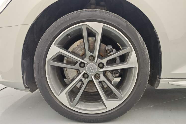 Used Audi A4L 2017 40 TFSI Sport Edition
