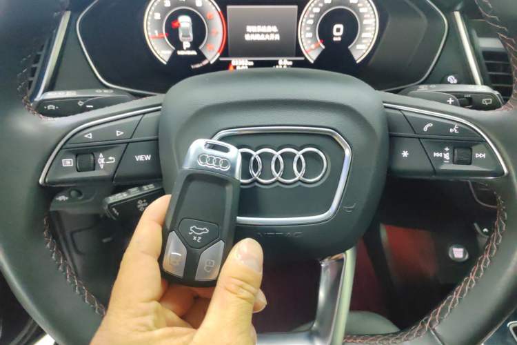 Used Audi Q5L 2022 40T Luxury Dynamic Model