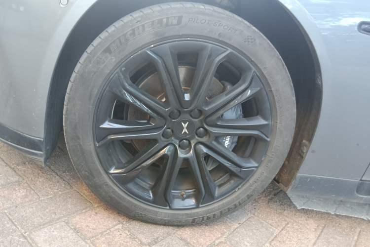 Used XPeng P7 2021 670E Pengyi Edition
