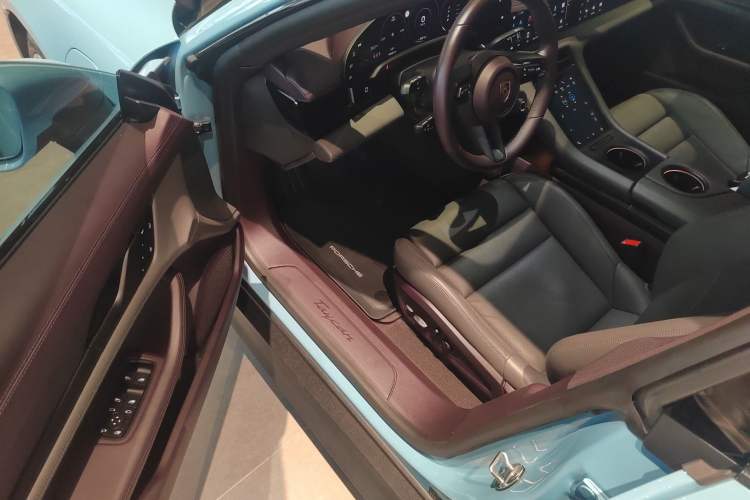 Used Porsche Taycan 2022 Taycan
