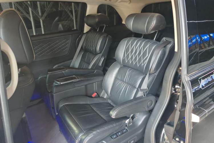 Used Honda Elysion 2019 2.0L Hybrid Supreme Edition
