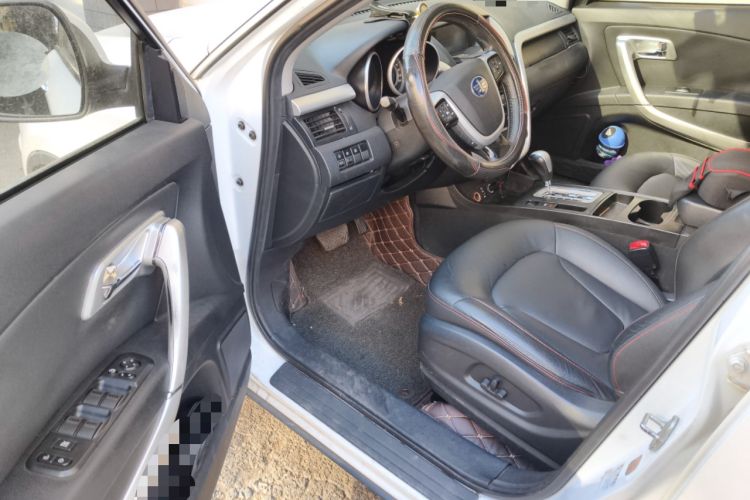 Used Bestune X80 2013 2.3L Automatic Luxury Model