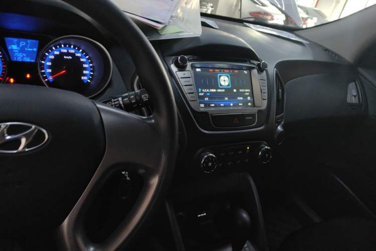 Used Hyundai ix35 2015 2.0L Automatic 2WD Comfort Edition China IV Standard