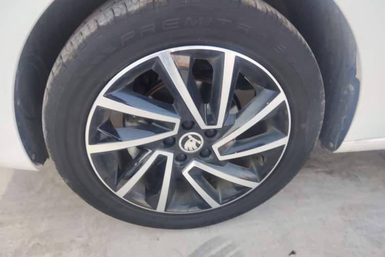 Used Skoda Rapid Spaceback 2020 1.5L Automatic Comfort Edition