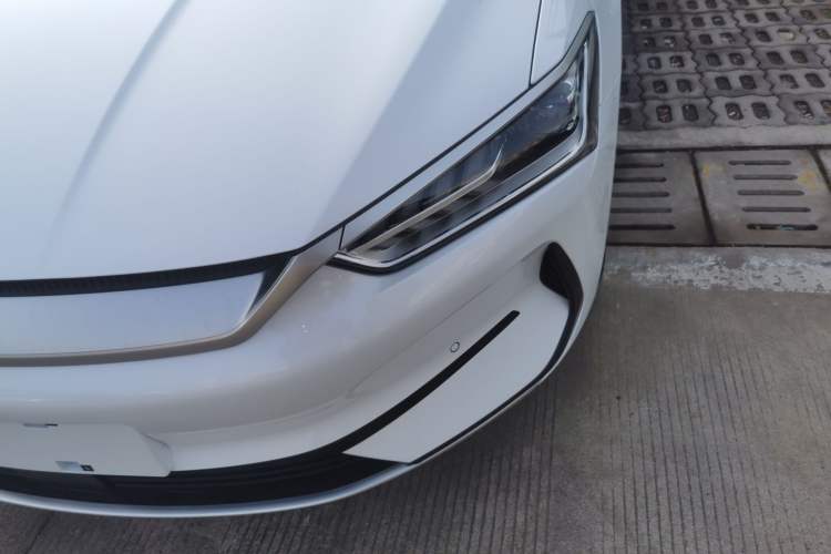 Used BYD Qin PLUS 2021 EV 600KM Flagship Model