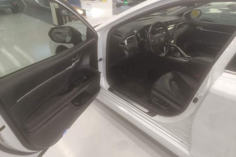 Used Toyota Camry 2018 2.5G Luxury Edition