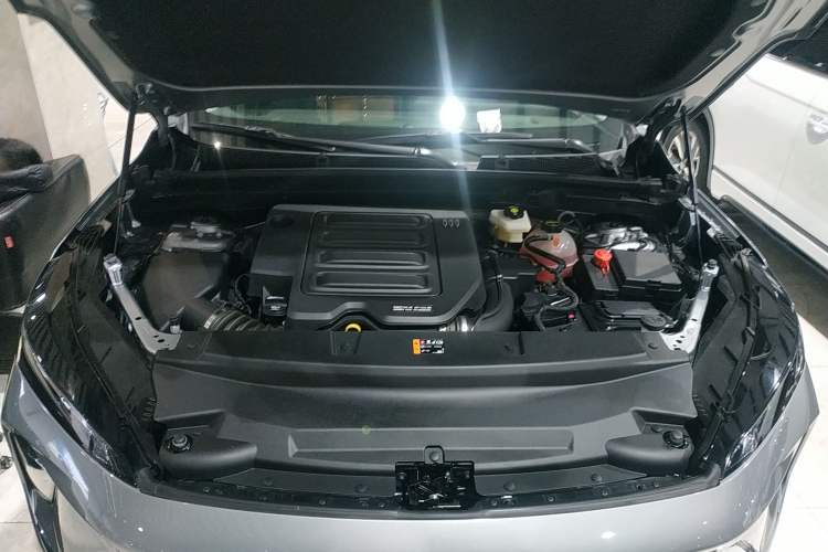 Used Buick Envision 2025 25T Entry-Grade Platinum Edition
