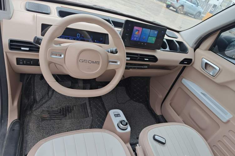 Used Geely Galaxy Panda 2023 Panda Mini 200km Endurance Bear