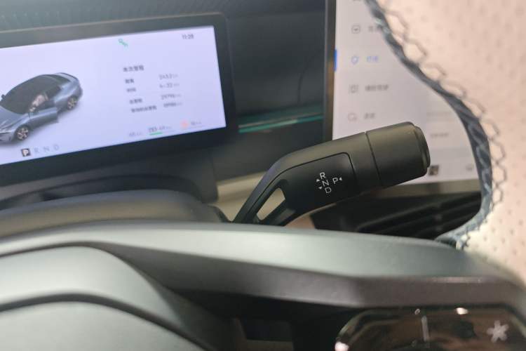 Used Lynk & Co 07 2024 EM-P 126 Long-Range Ultra
