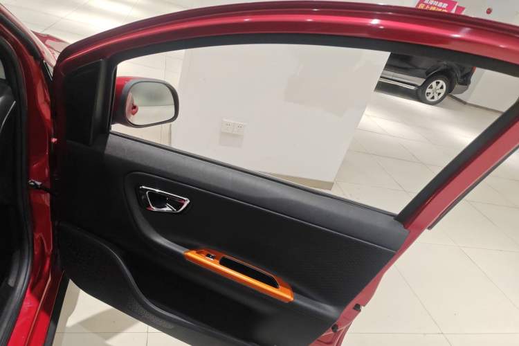 Used Geely Auto Vision X1 2017 1.3L Automatic Fun Edition
