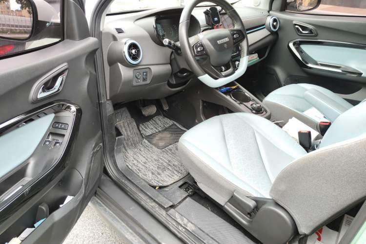 Used Chery Little Ant 2022 Sweet Pink Edition Half-Sugar Version Lithium Iron Phosphate 30 kW 301 km
