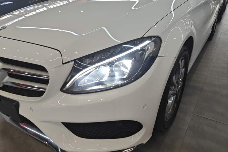 Used Mercedes-Benz C-Class 2015 C 200 L Sport Edition
