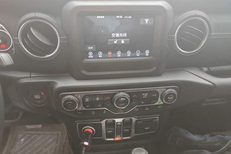 Used  Wrangler 2021 2.0T Sahara Four-Door Edition
