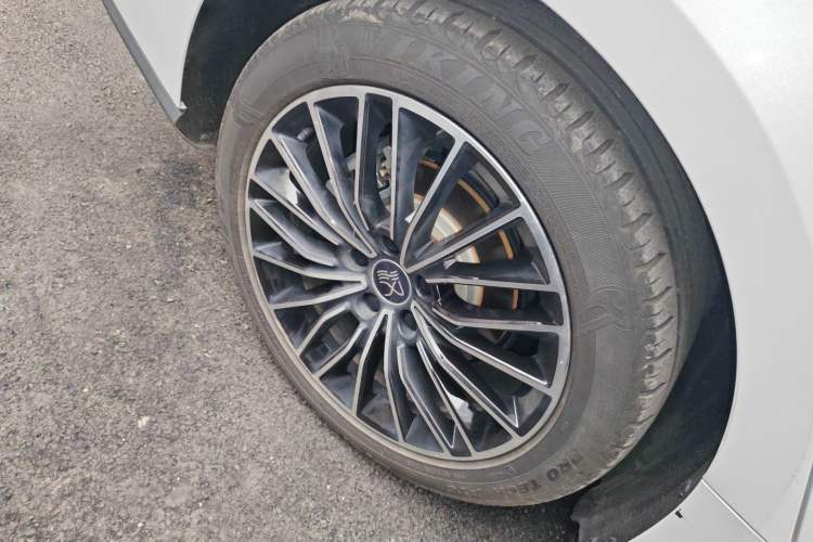 Used BYD Han 2020 EV Long-Range Luxury Model
